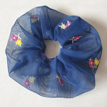 Load image into Gallery viewer, Flower embroidery scrunchie
